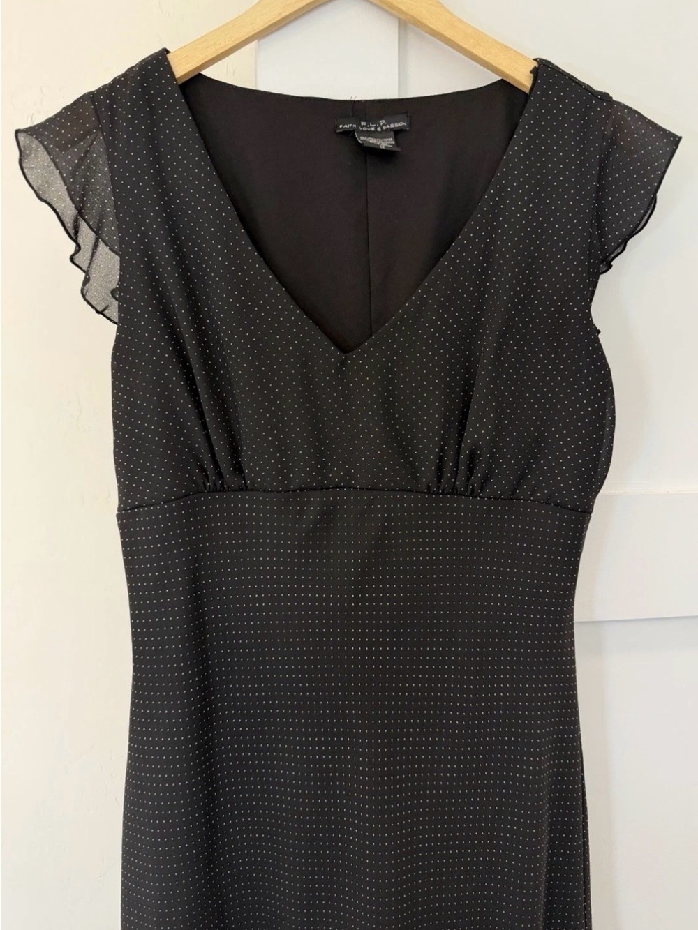 Vintage Y2K Black and White Polkadot Flutter Sleeve Chiffon Midi Dress